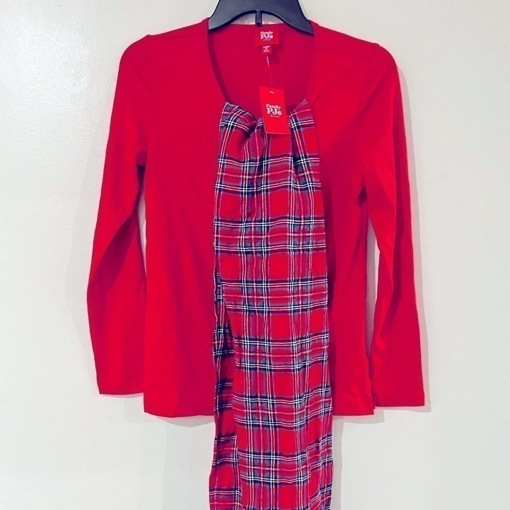 FAMILY PAJAMAS Matching Women's Mix It Brinkley Plaid Family Pajama Set size S